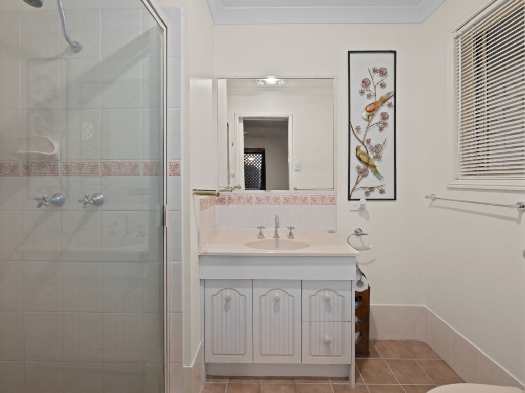 3 Genoa Place, Collingwood Park, QLD 4301
