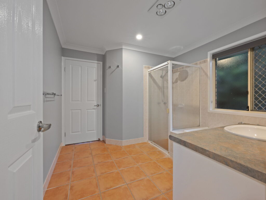 12 Midcrest Lane, Springfield, QLD 4300