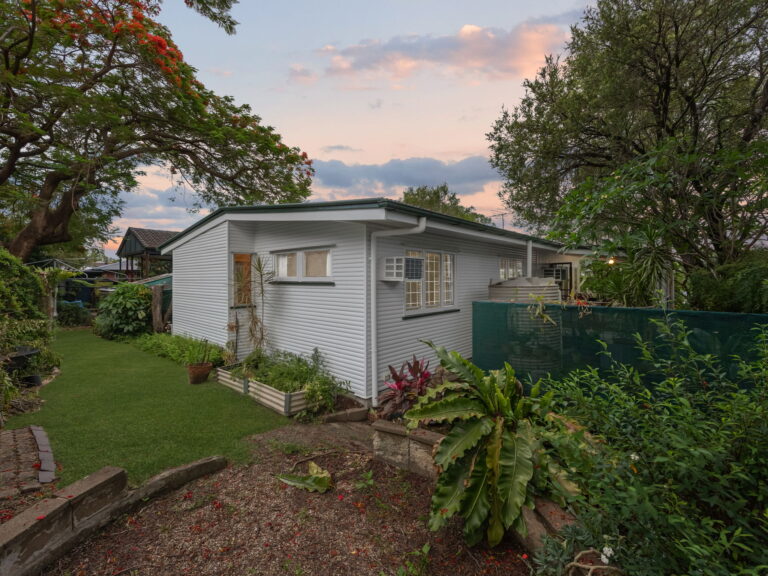36 Edenvale Street, Oxley, QLD 4075