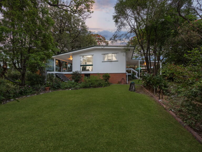 36 Edenvale Street, Oxley, QLD 4075