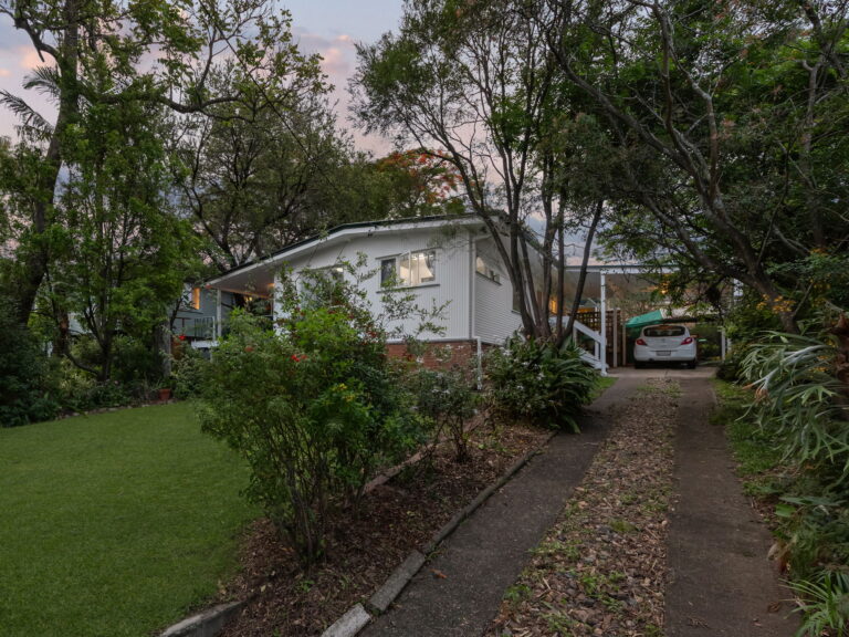 36 Edenvale Street, Oxley, QLD 4075