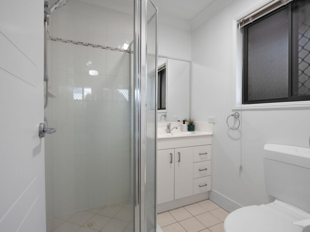 33 Chanel Court, Wulkuraka, QLD 4305