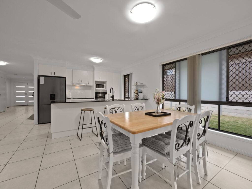 33 Chanel Court, Wulkuraka, QLD 4305
