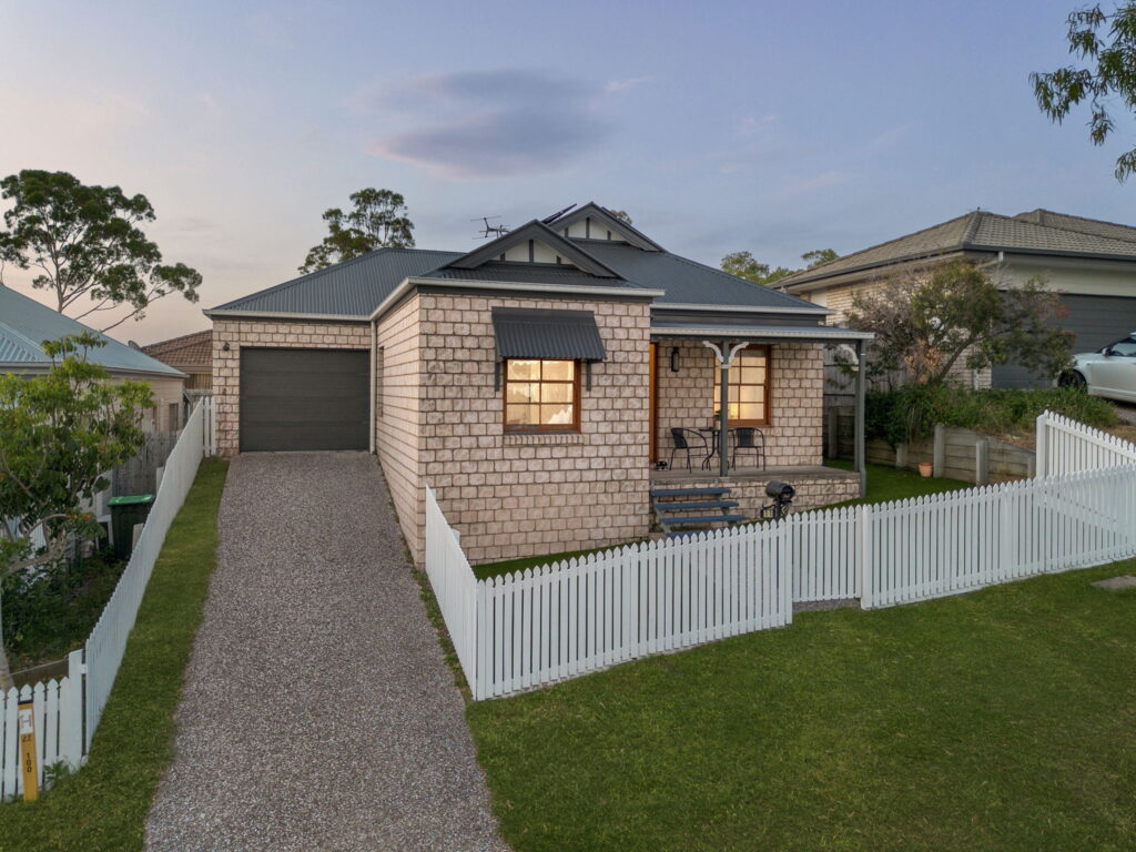 11 Violet Avenue, Springfield Lakes, QLD 4300
