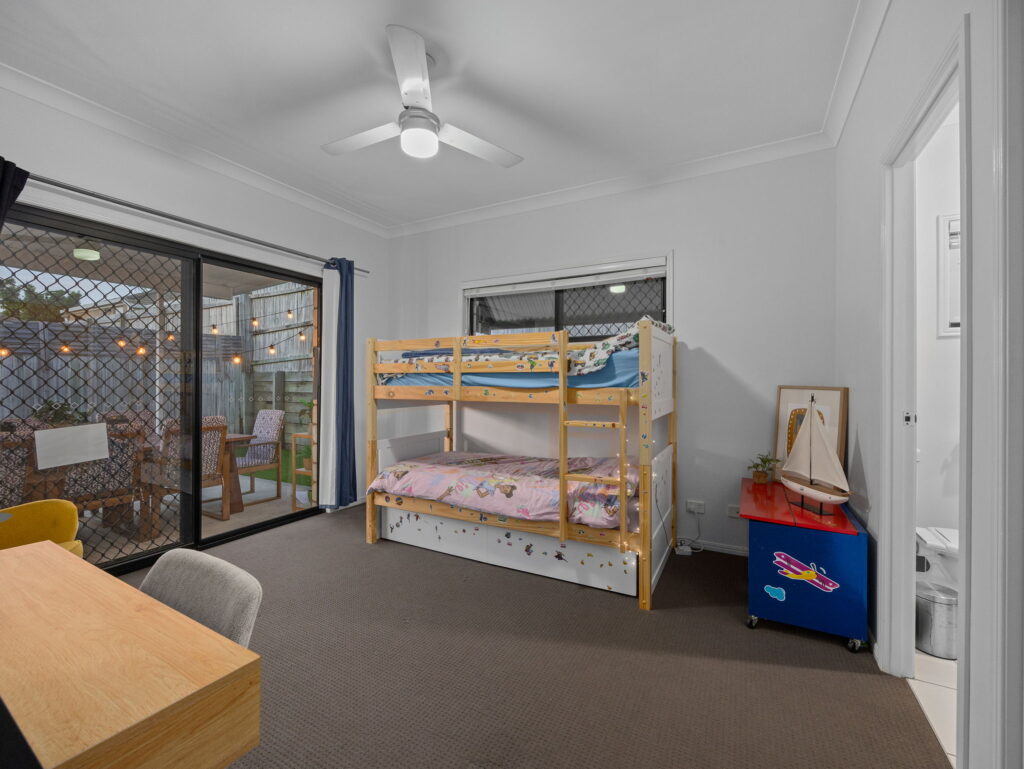 11 Violet Avenue, Springfield Lakes, QLD 4300