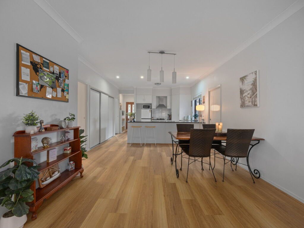 11 Violet Avenue, Springfield Lakes, QLD 4300
