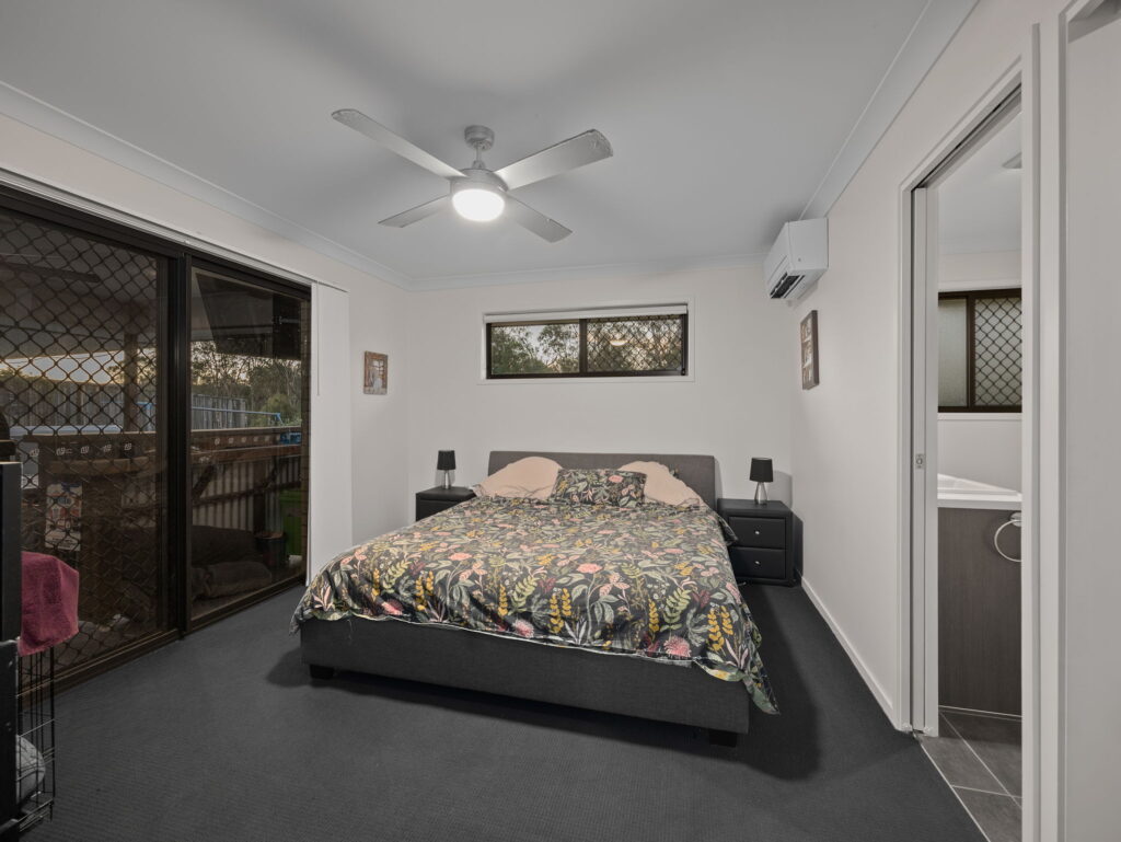 33 Mcgoldrick Street, Flagstone, QLD 4280