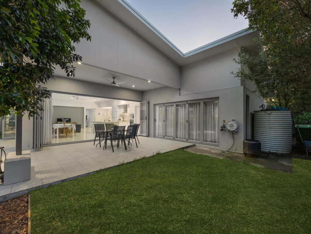 22 Kordan Boulevard, Raceview, QLD 4305