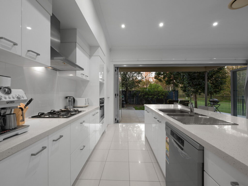 22 Kordan Boulevard, Raceview, QLD 4305