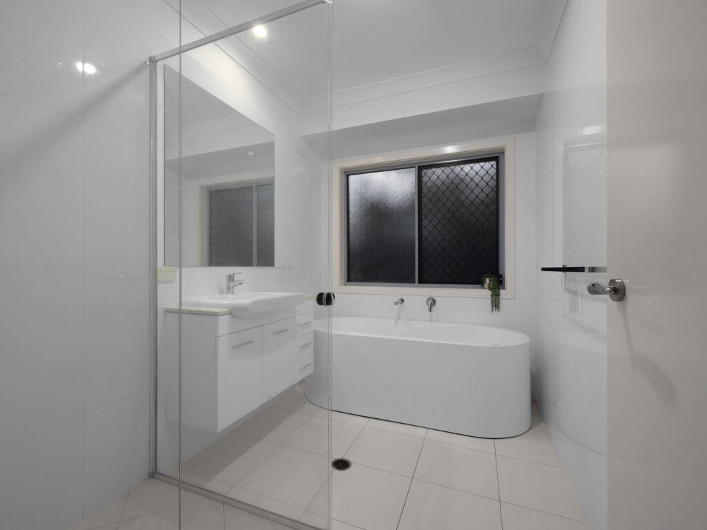 22 Kordan Boulevard, Raceview, QLD 4305