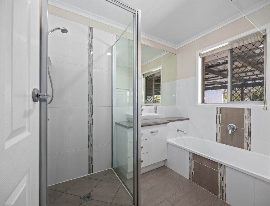 25 Dolben Street, Willowbank, QLD 4306