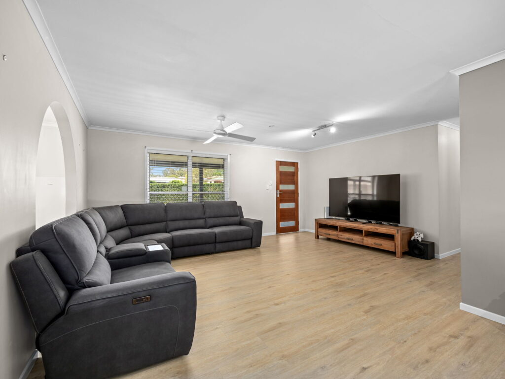 25 Dolben Street, Willowbank, QLD 4306