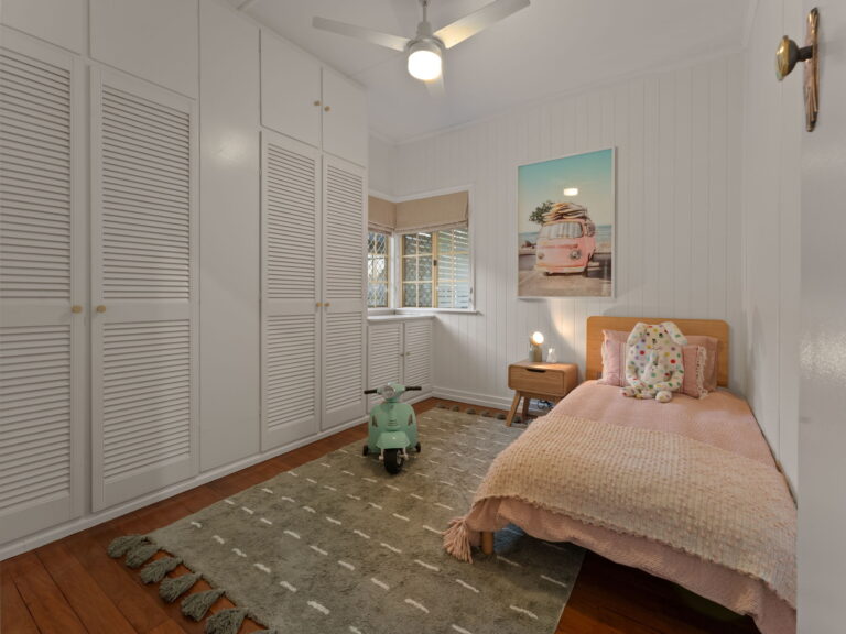 28 Gomer Street, Booval, QLD 4304