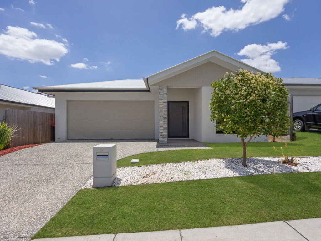 89 Sunrise Street, Ripley, QLD 4306