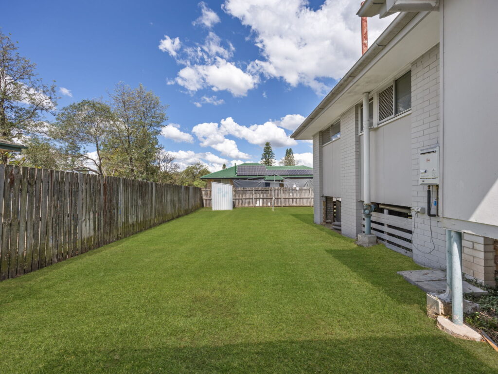 21 Overell Crescent, Riverview, QLD 4303