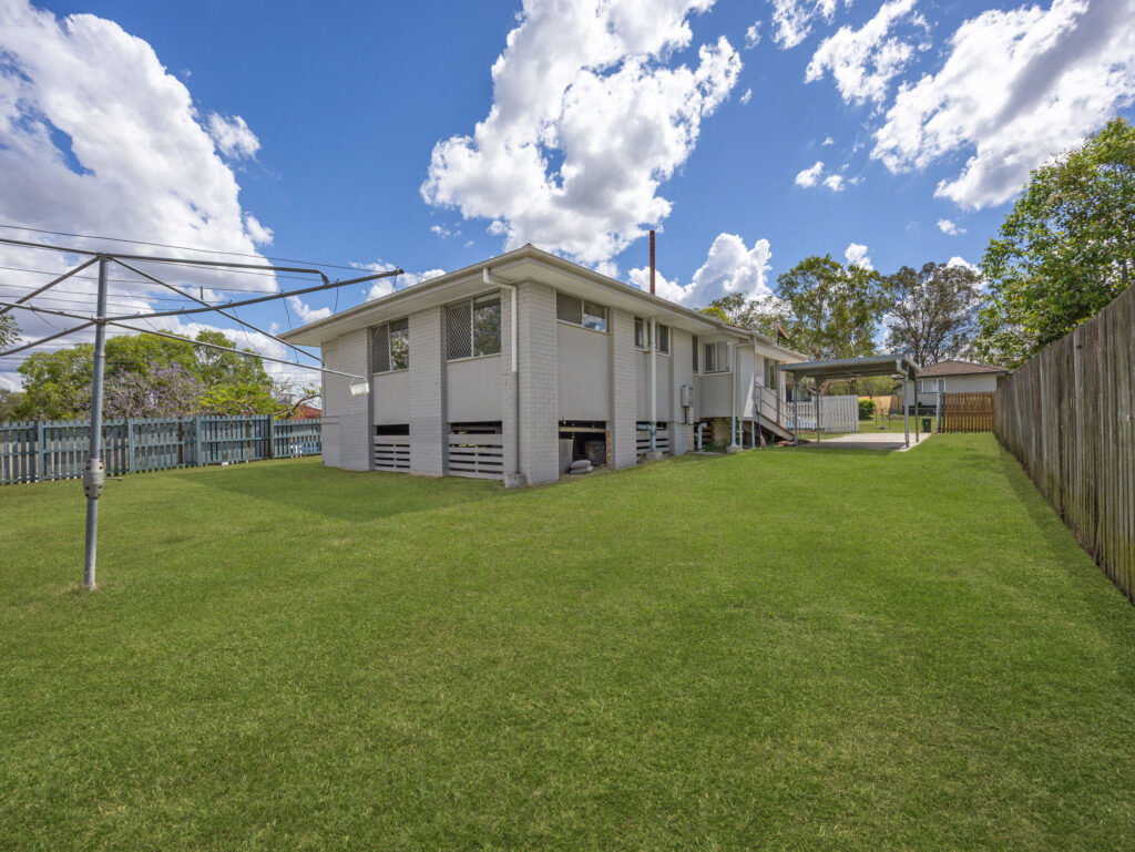 21 Overell Crescent, Riverview, QLD 4303