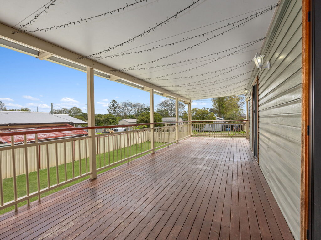 141 Cascade Street, Raceview, QLD 4305