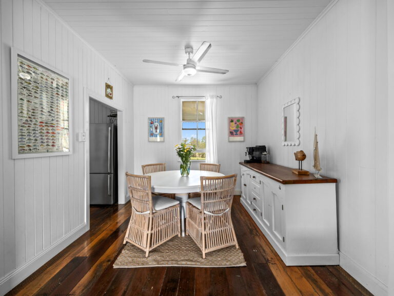 18 Hall Street, Harrisville, QLD 4307
