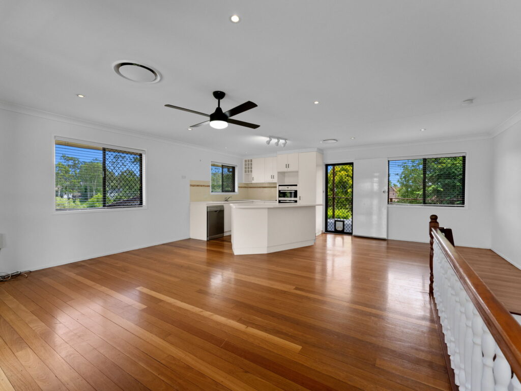3 Olbern Crescent, Yamanto, QLD 4305