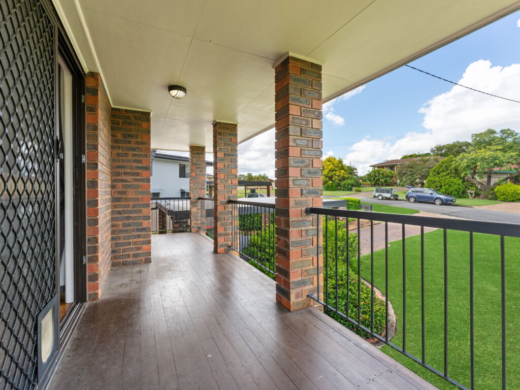3 Olbern Crescent, Yamanto, QLD 4305