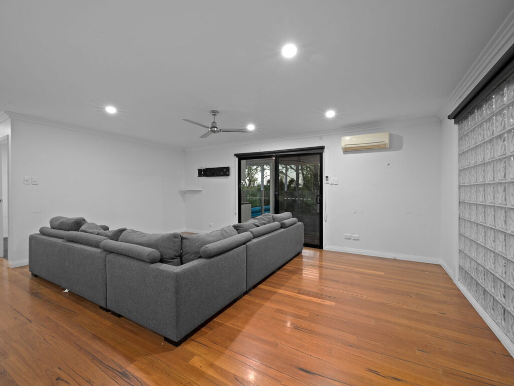 86 South Queensborough Parade, Karalee, QLD 4306