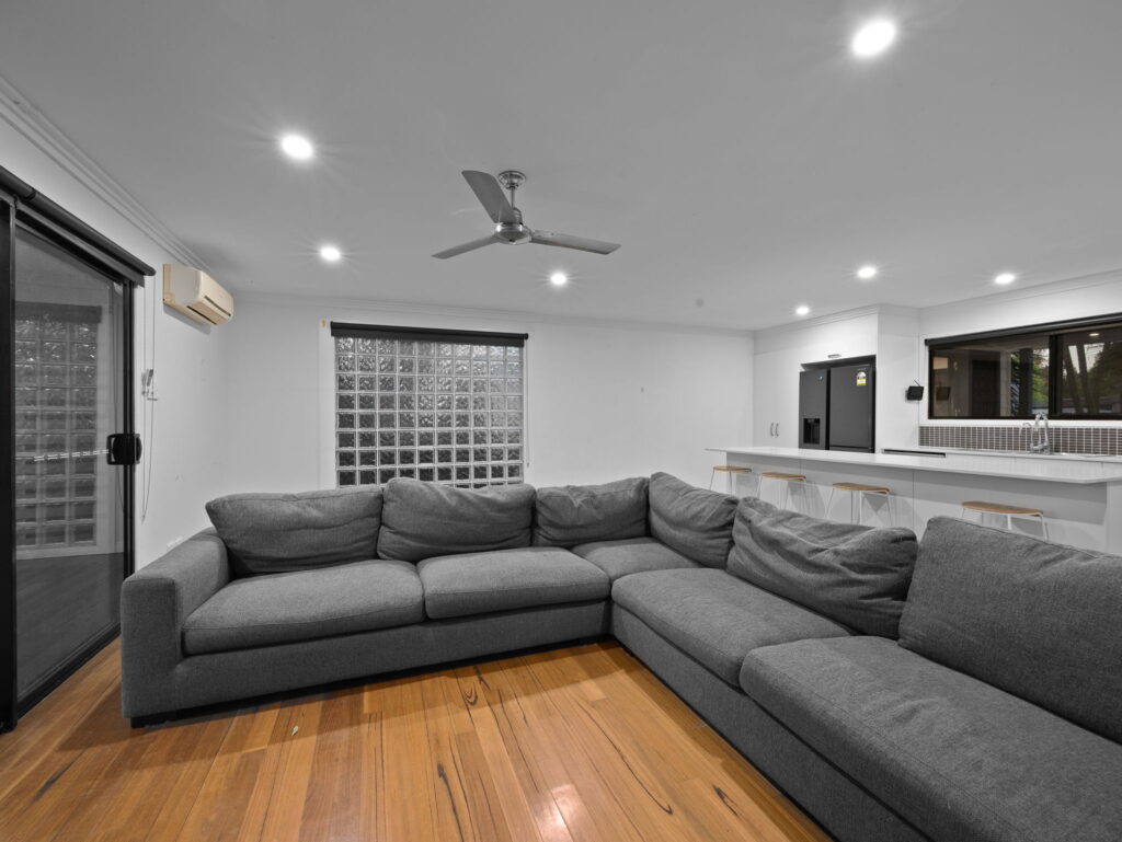 86 South Queensborough Parade, Karalee, QLD 4306