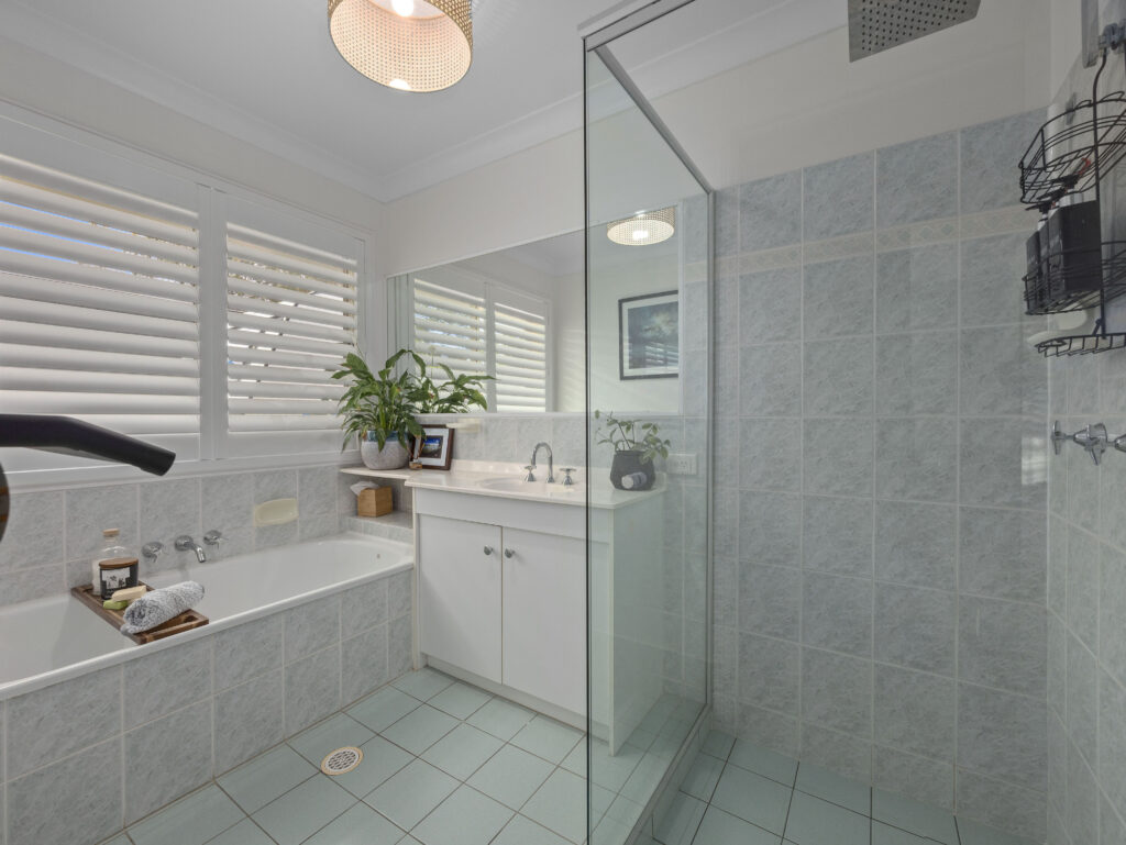 5-7 Echidna Court, Greenbank, QLD 4124