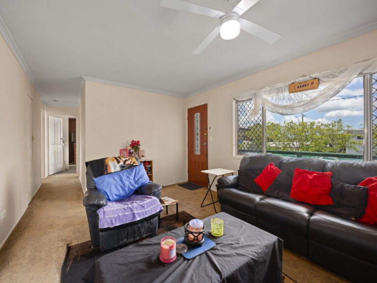 147 Chambers Flat Road, Marsden, QLD 4132