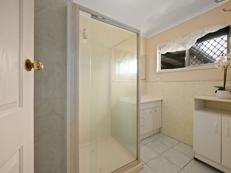 147 Chambers Flat Road, Marsden, QLD 4132