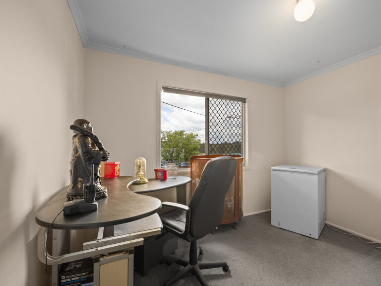 147 Chambers Flat Road, Marsden, QLD 4132
