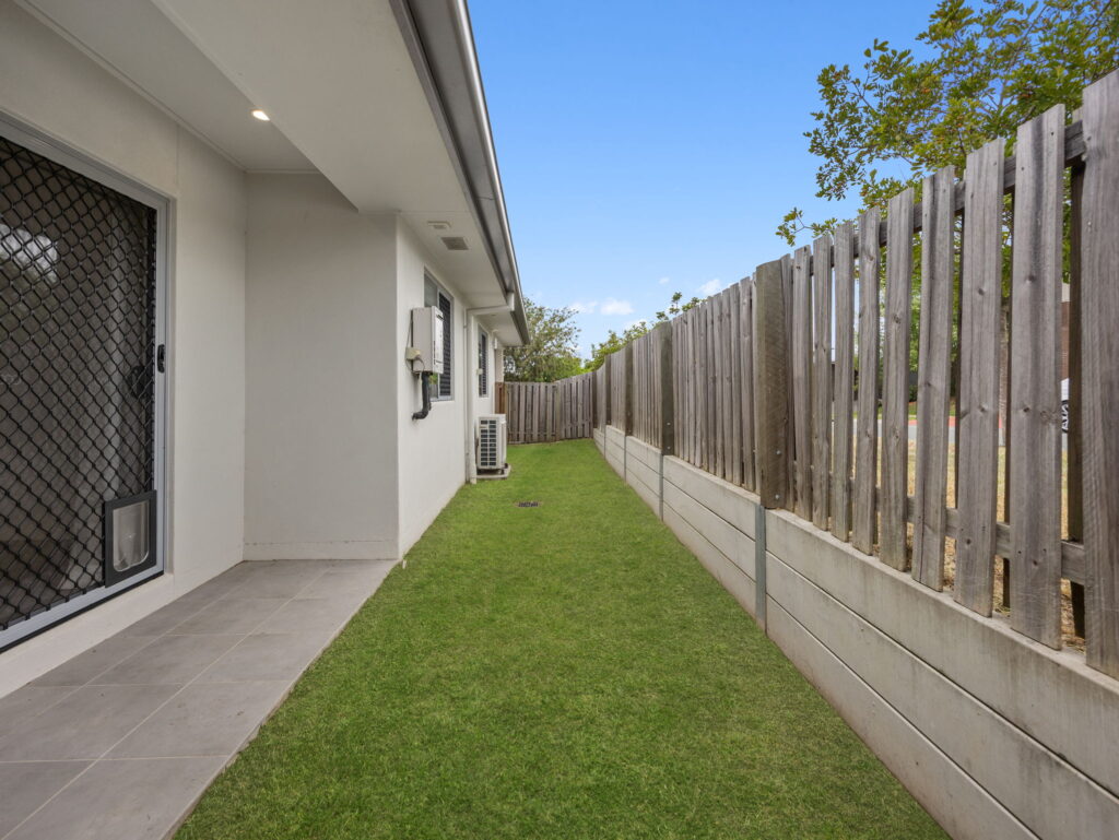 1 Mclean Street, Ripley, QLD 4306