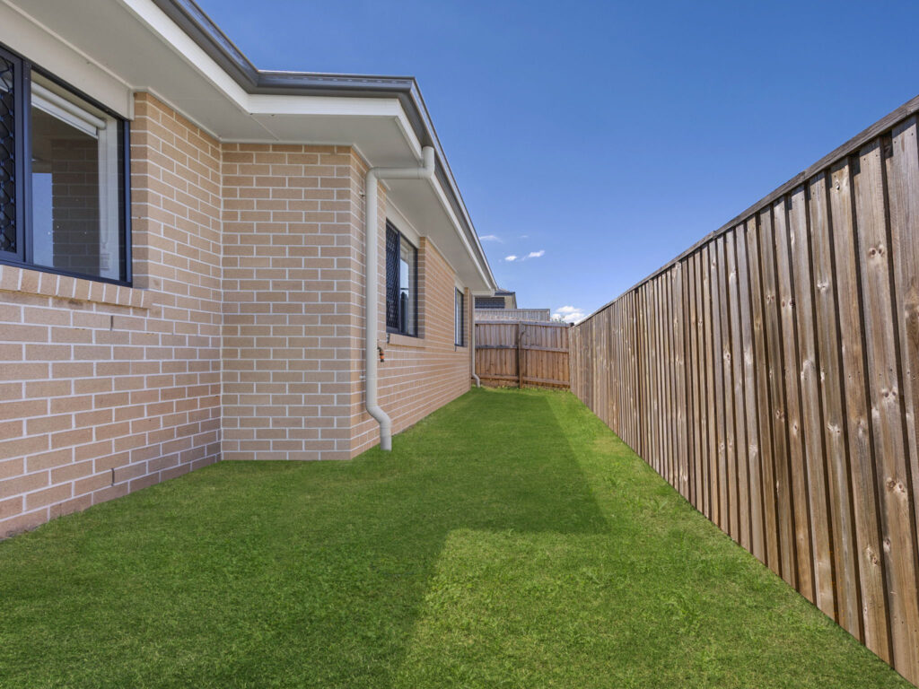 17 Jolly Mews, Ripley, QLD 4306