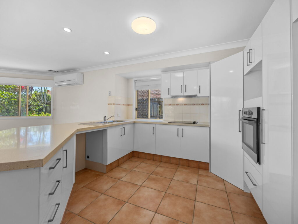 24 Quoll Close, Burleigh Heads, QLD 4220