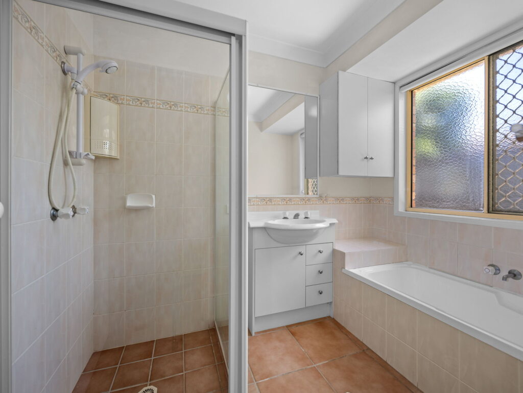 24 Quoll Close, Burleigh Heads, QLD 4220