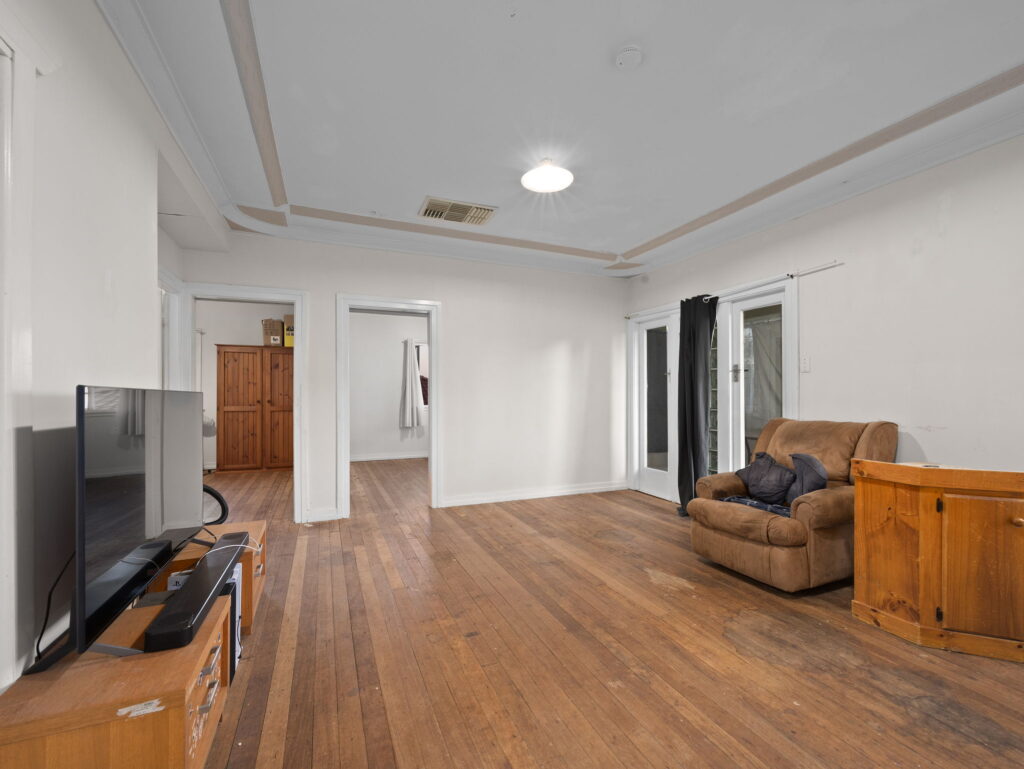4 Colonial Court, Raceview, QLD 4305