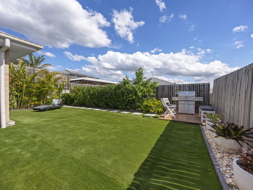 42 Falcon Street, Redbank Plains, QLD 4301