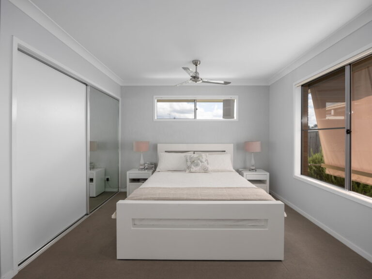 42 Falcon Street, Redbank Plains, QLD 4301