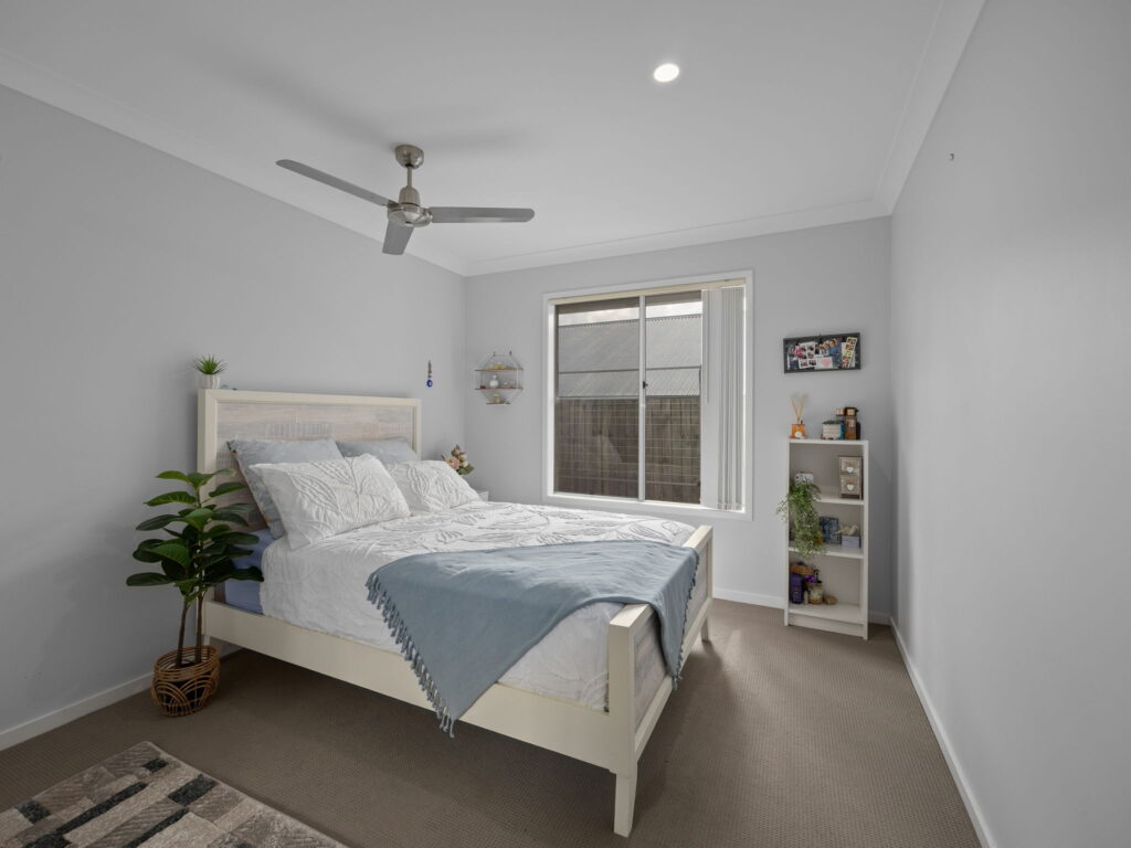 42 Falcon Street, Redbank Plains, QLD 4301