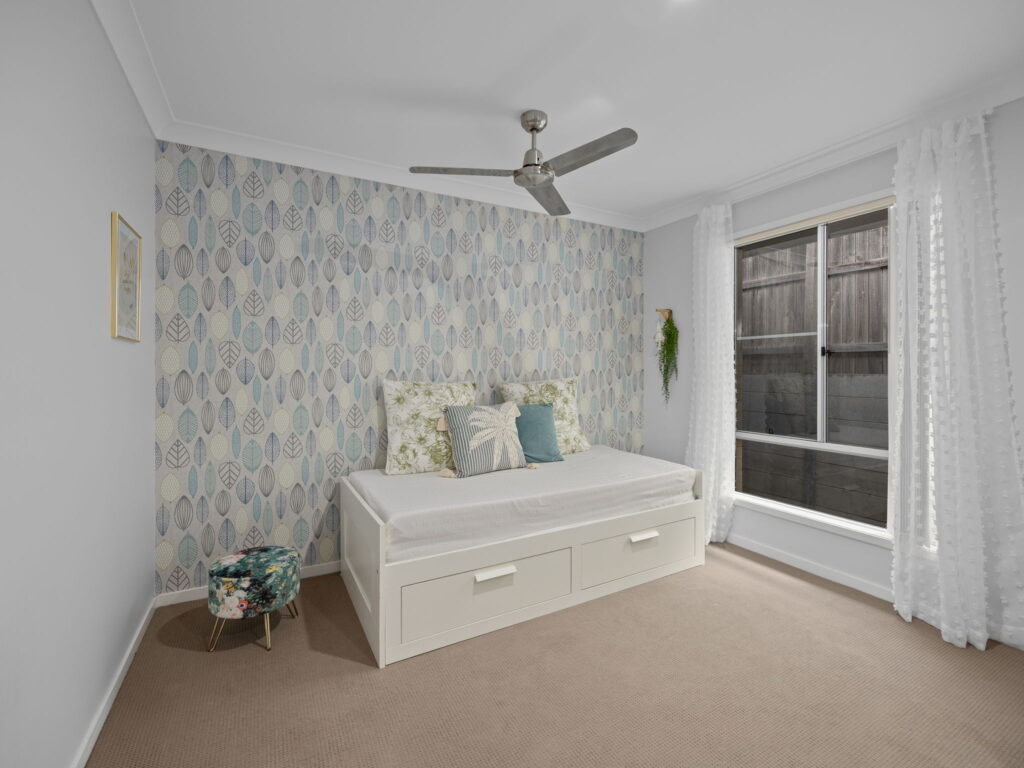 42 Falcon Street, Redbank Plains, QLD 4301