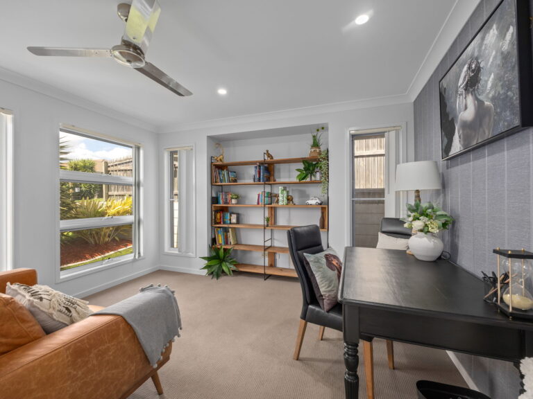 42 Falcon Street, Redbank Plains, QLD 4301