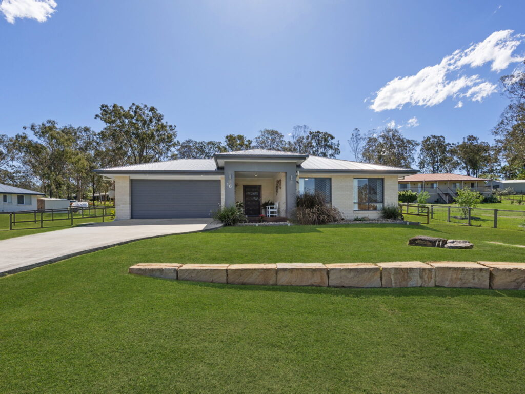 16 Duncan Drive, Aratula, QLD 4309