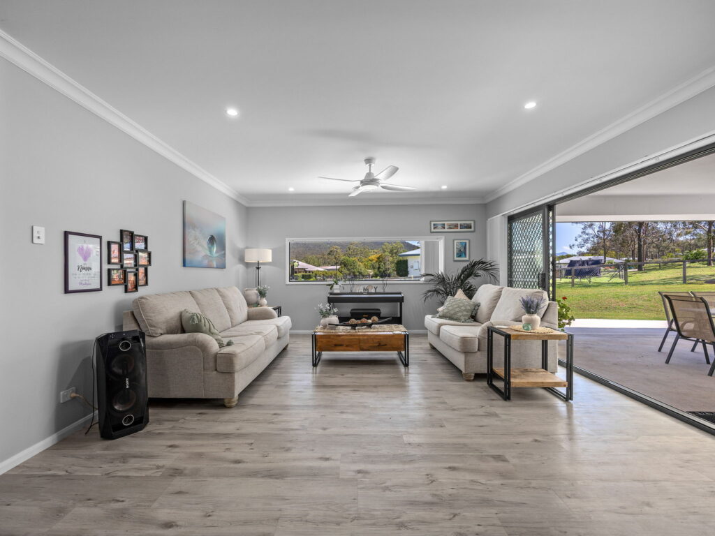 16 Duncan Drive, Aratula, QLD 4309