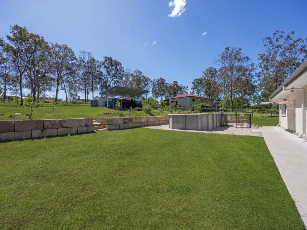 16 Duncan Drive, Aratula, QLD 4309