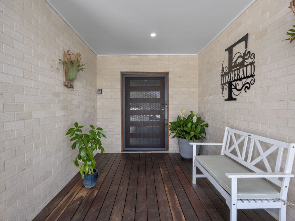 16 Duncan Drive, Aratula, QLD 4309
