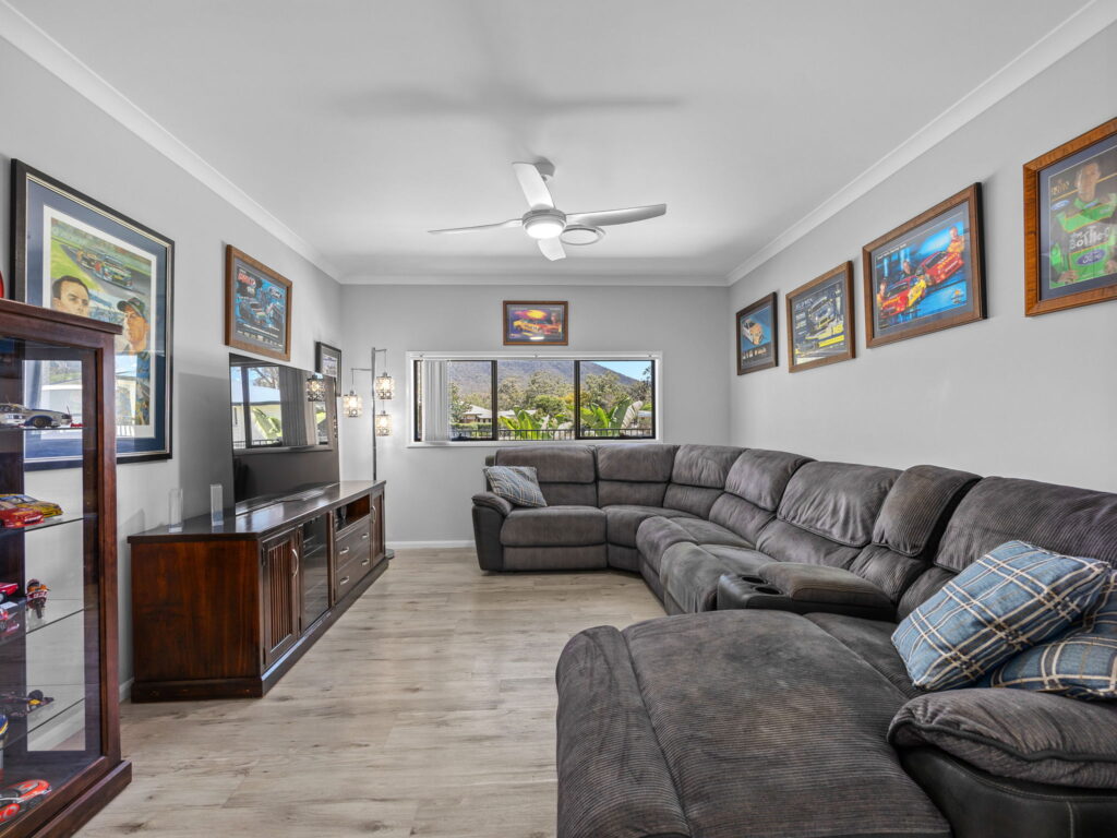 16 Duncan Drive, Aratula, QLD 4309