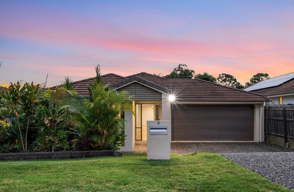 9 Trinity Crescent, Augustine Heights, QLD 4300