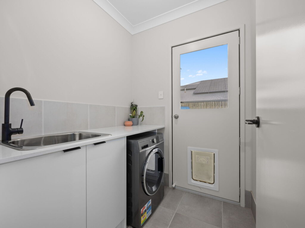 128 Anderson Drive, Greenbank, QLD 4124
