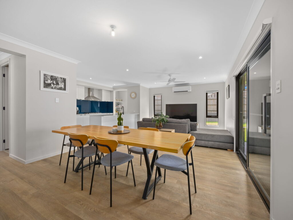 128 Anderson Drive, Greenbank, QLD 4124