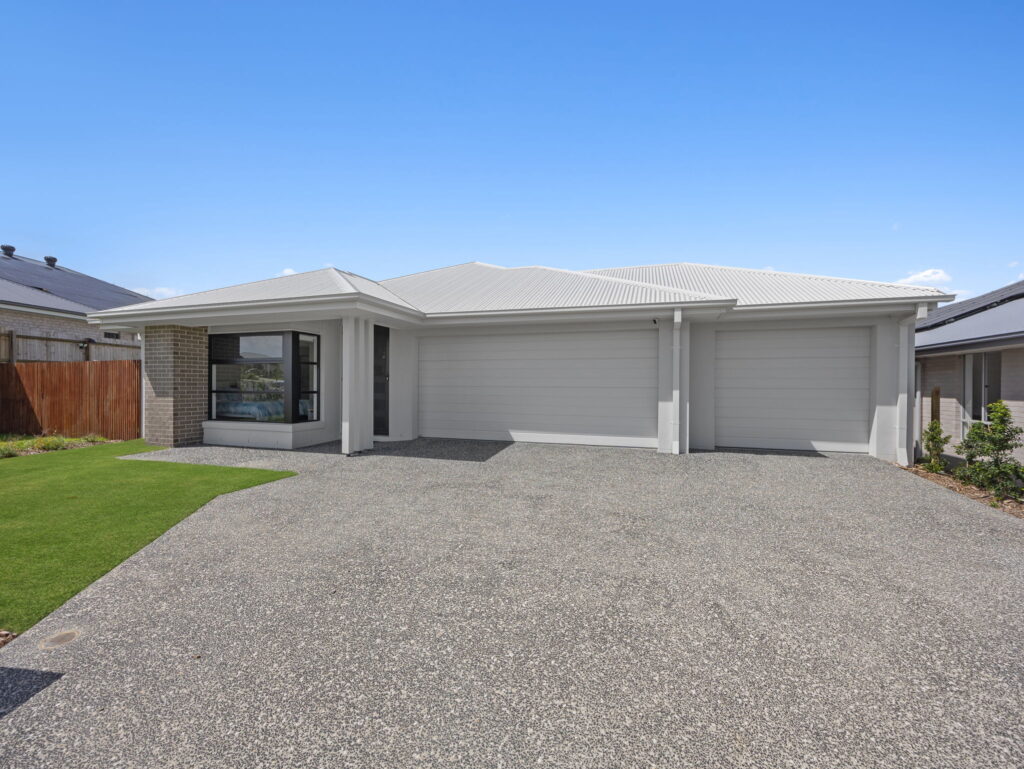 128 Anderson Drive, Greenbank, QLD 4124