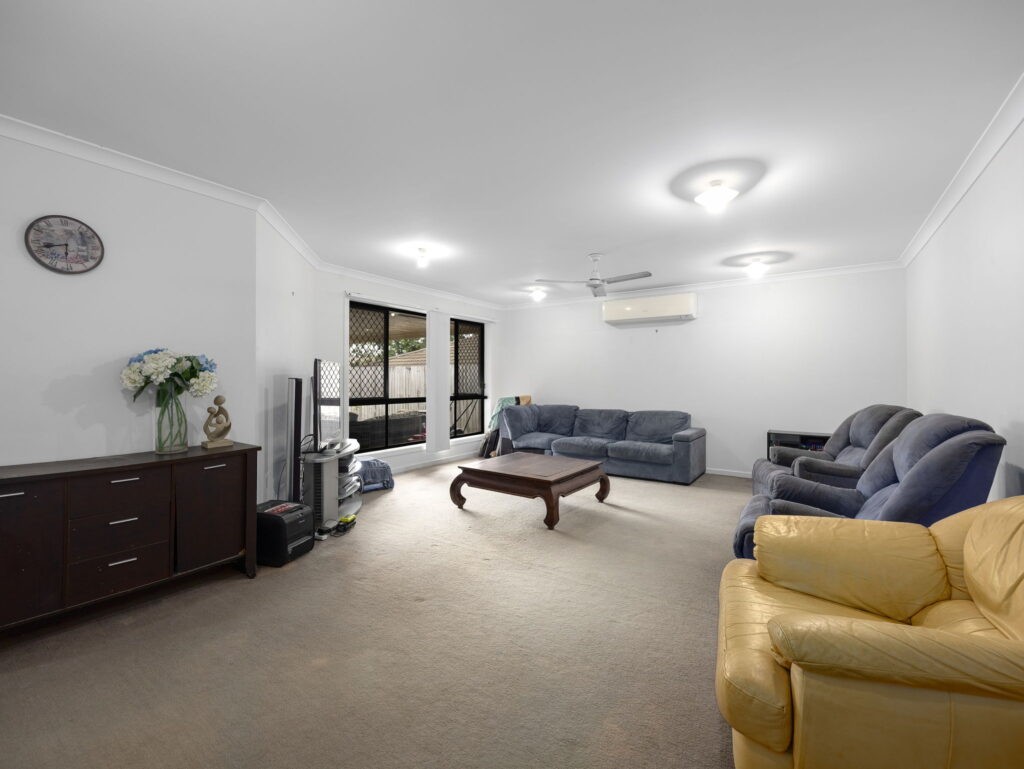 128 Alawoona Street, Redbank Plains, QLD 4301